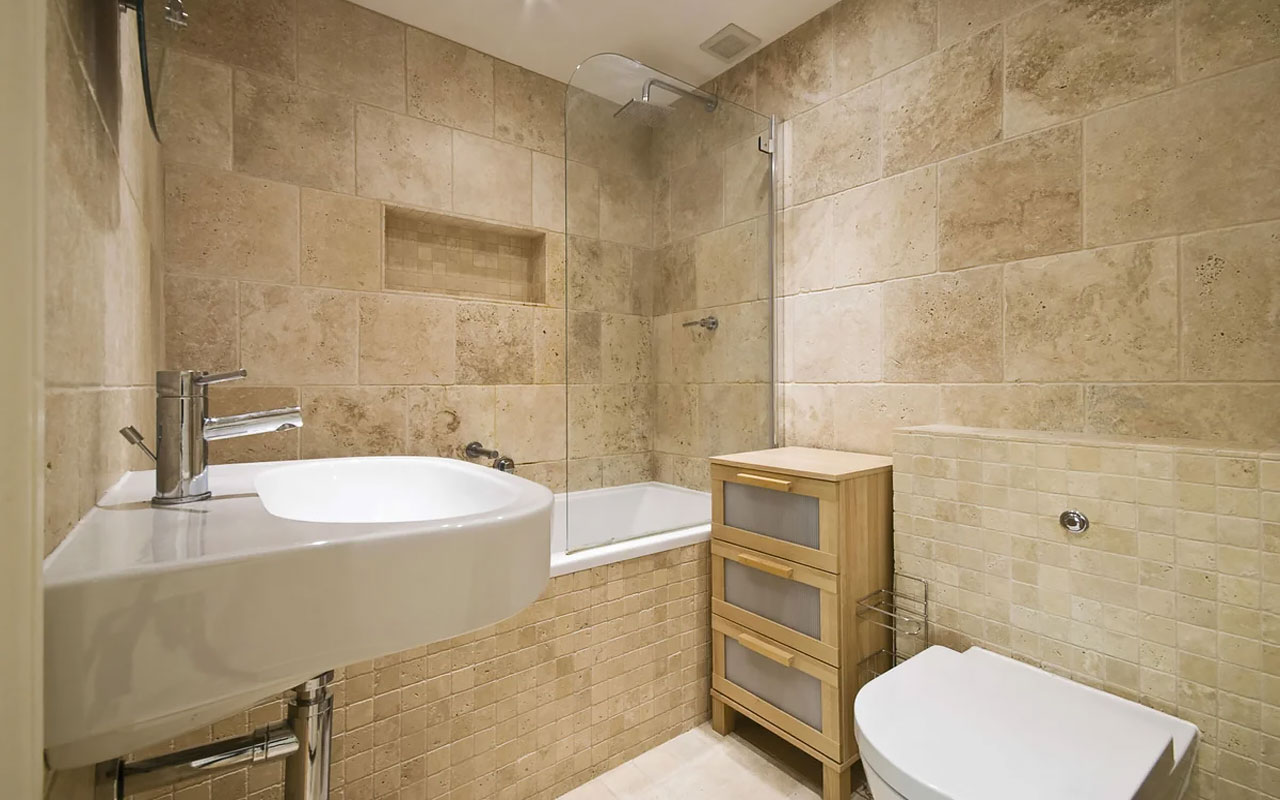 Adio, microciment: acoperiri pentru pereți care vă permit să transformați baia fără lucrări de construcție.