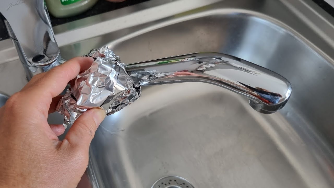 Secretul robinetelor strălucitoare, fără pete: ele rămân strălucitoare, ca noi, fără a deteriora suprafața.