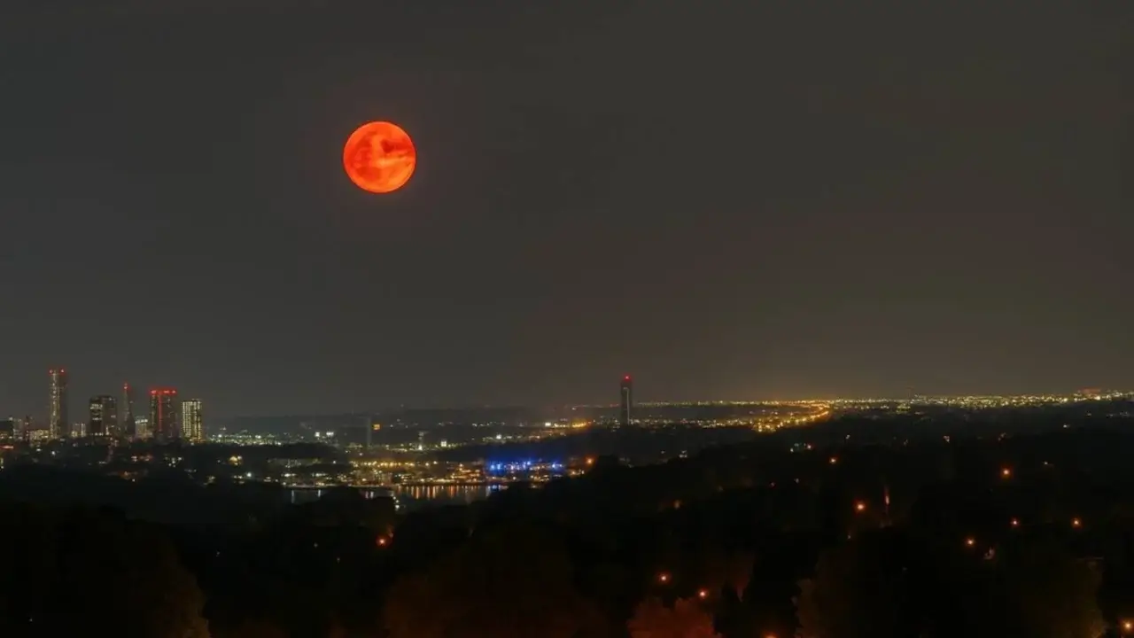 Șapte fenomene astronomice din 2026 pe care nu trebuie să le ratați și cele mai bune locuri pentru a le observa.