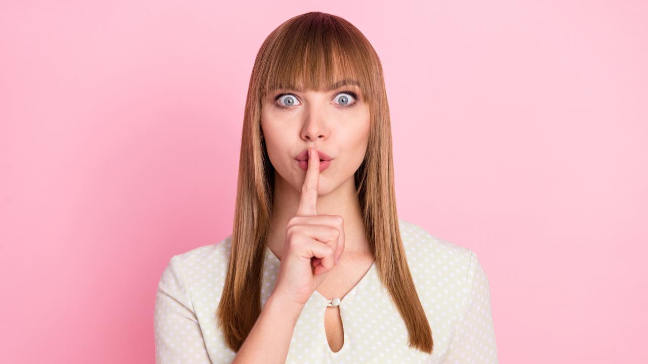 „Tăcerea influențează viața”: psihologia confirmă că tăcerea cu privire la obiectivele proprii ajută la atingerea acestora.