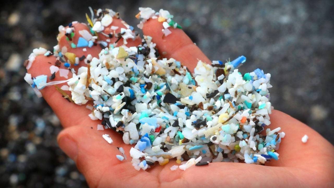 Gunoiul valorează cât aurul: cercetătorii peruvieni transformă deșeurile în energie și tehnologii pentru dezinfectarea apei.