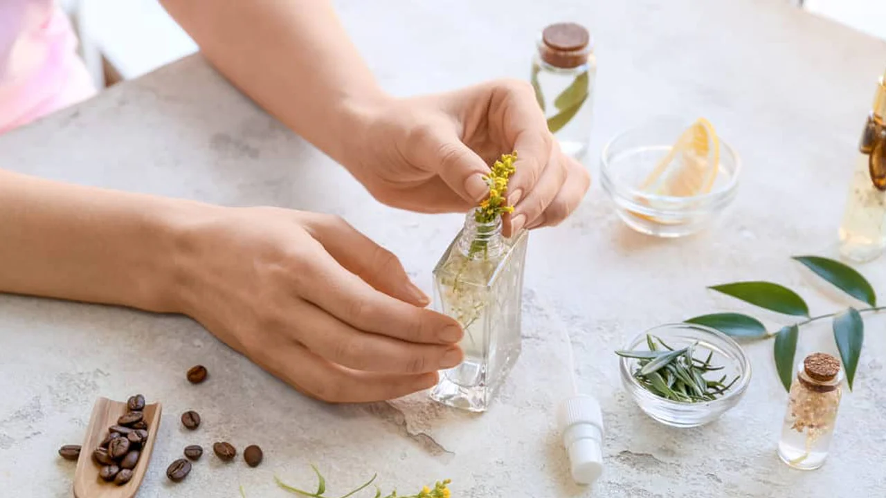 Această metodă casnică va înlocui odorizantele chimice. Tot ce aveți nevoie este un lămâie.