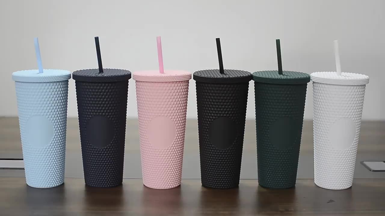 Pahare de plastic de unică folosință: care dintre ele sunt potrivite pentru băuturi calde și de ce?