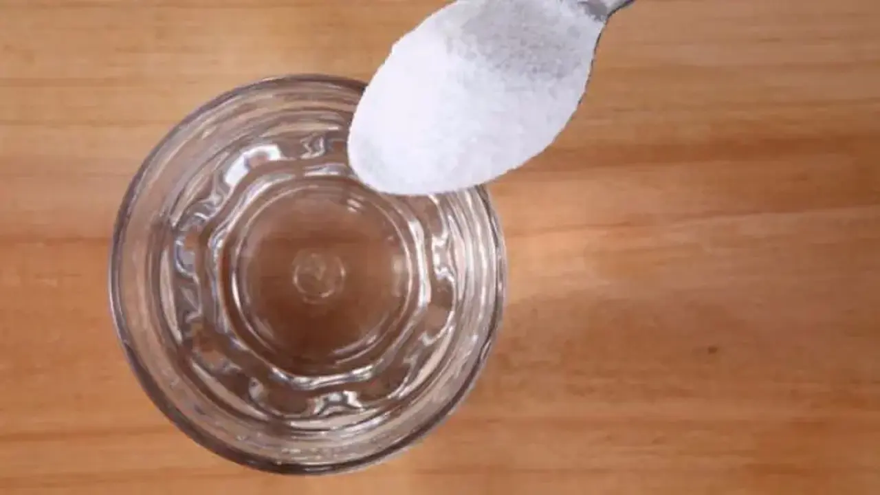 Amestecul de oțet alb cu zahăr: la ce este util și de ce este recomandată tocmai această combinație eficientă.