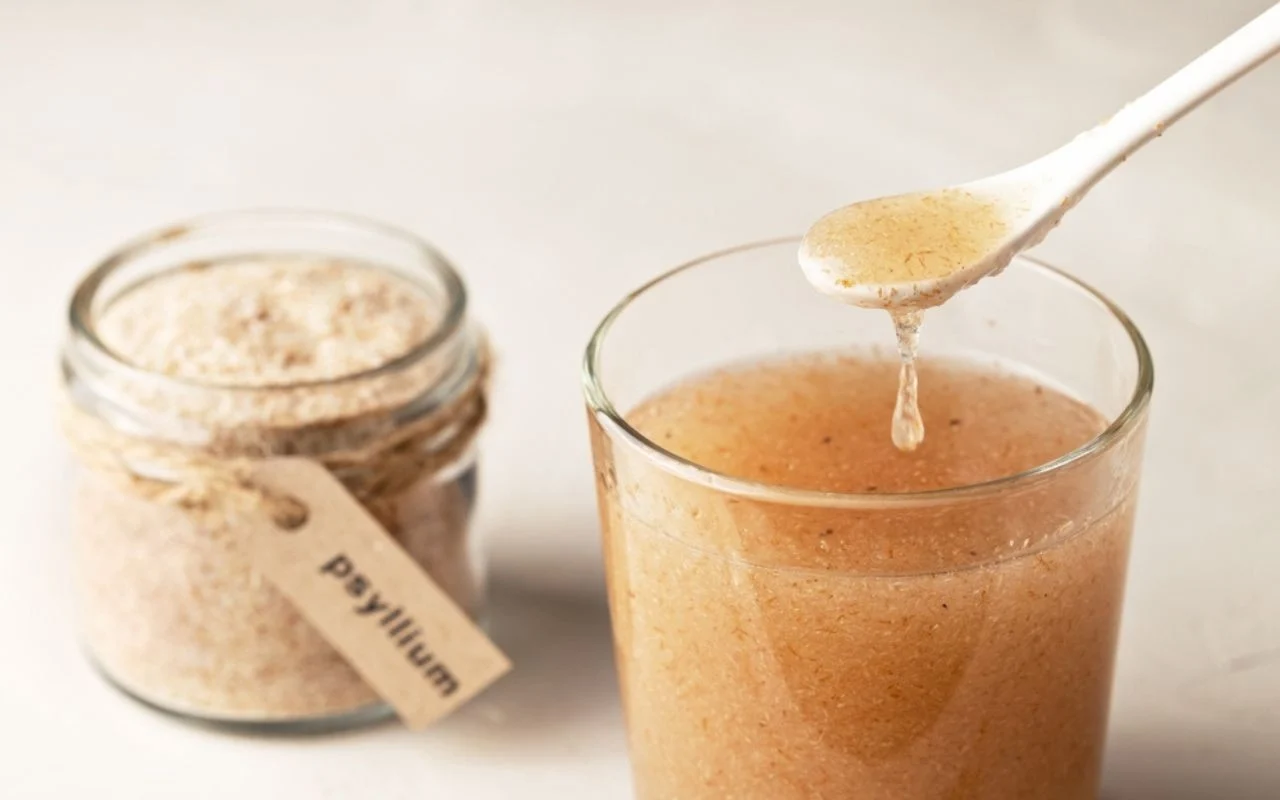 Amestecarea cojii de banană cu oțet: la ce este util și de ce este recomandat.