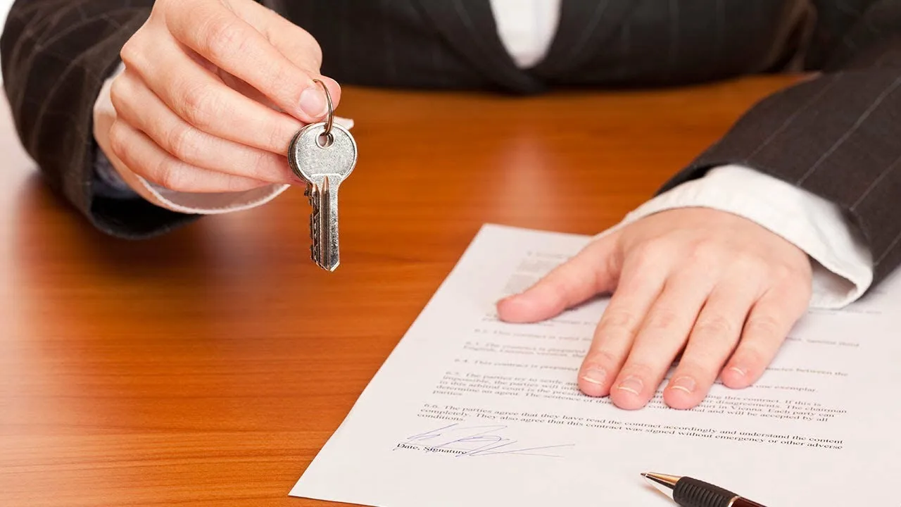 Guvernul interzice evacuările: proprietarii nu vor putea evacua chiriașii, chiar dacă aceștia nu plătesc.