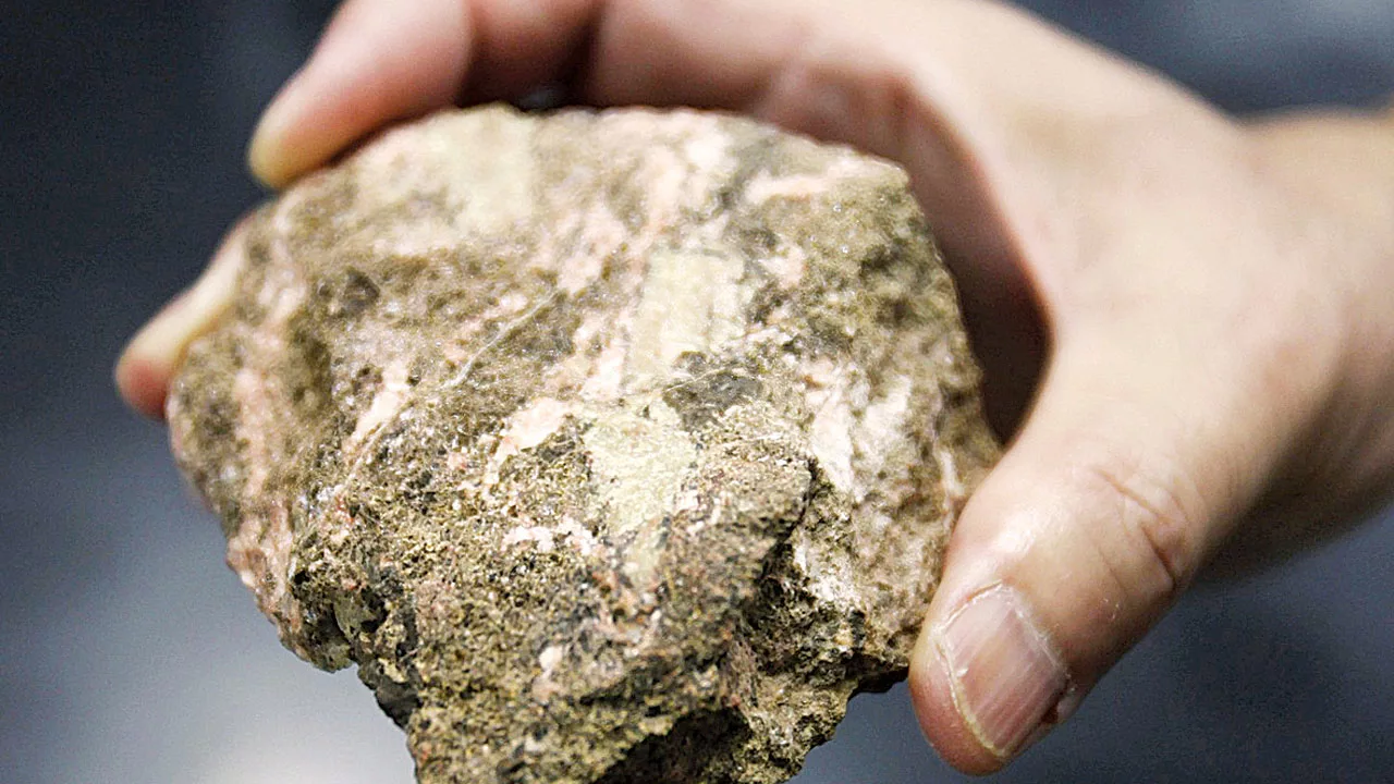 Deși extracția de coltan din această mină din Galicia a fost suspendată de ani de zile, aceasta rămâne una dintre cele mai importante surse de coltan din întreaga Europă.