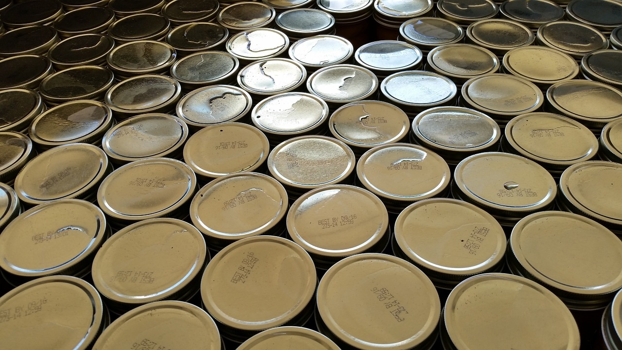 De ce merită să păstrați capacele metalice de la conserve: au mult mai multe întrebuințări decât vă puteți imagina.