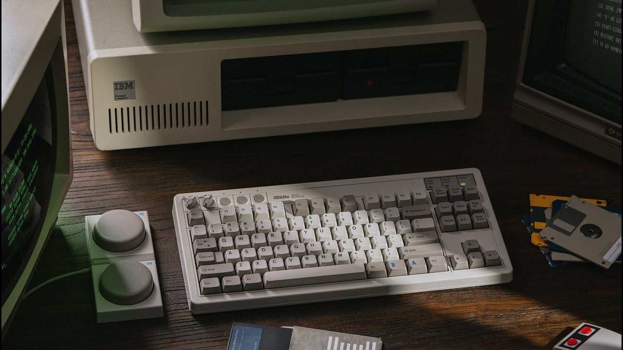 În era inteligenței artificiale, unii pledează pentru revenirea la tastatura fizică. Și nu este vorba doar de nostalgie.