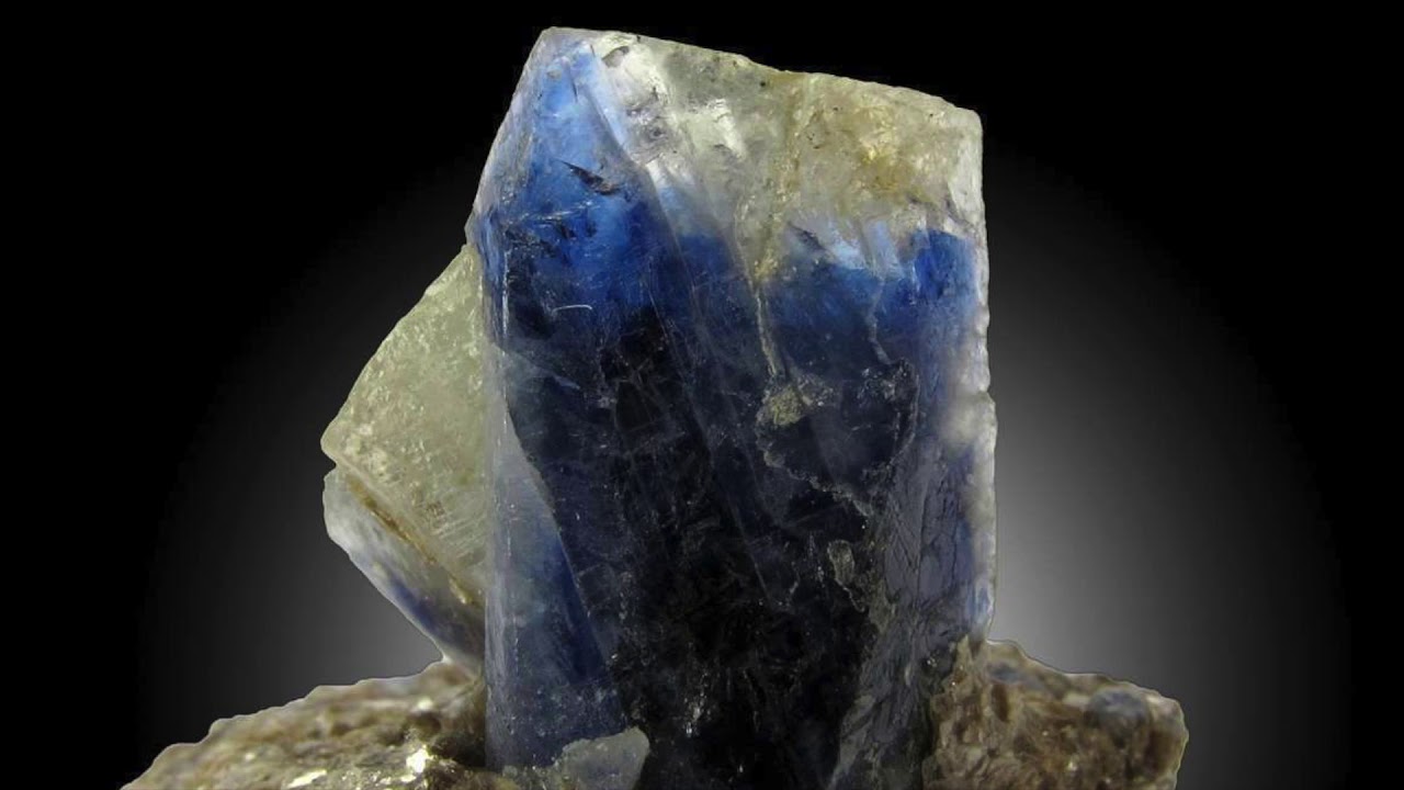 Au descoperit cel mai mare safir din lume și acum se luptă pentru a stabili cine va moșteni averea pe care o reprezintă.