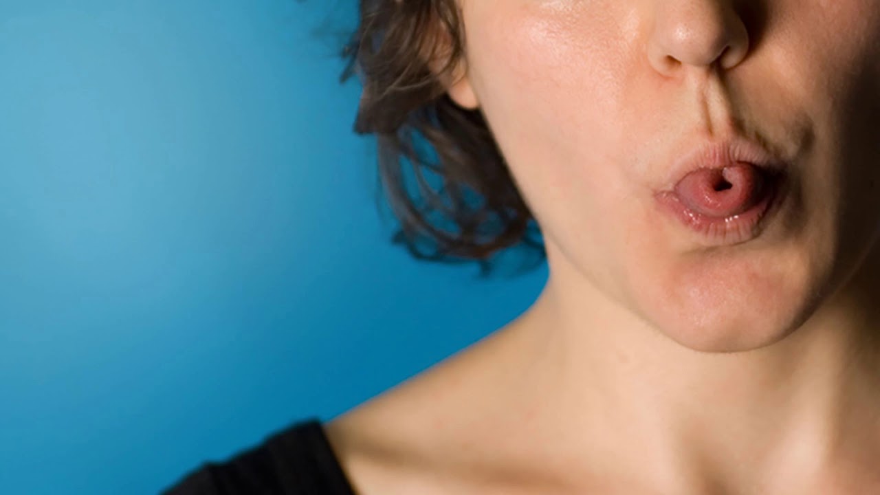 Ce înseamnă, din punct de vedere psihologic, capacitatea unei persoane de a-și îndoi limba în formă de tub sau de a-i da forma literei „U”?