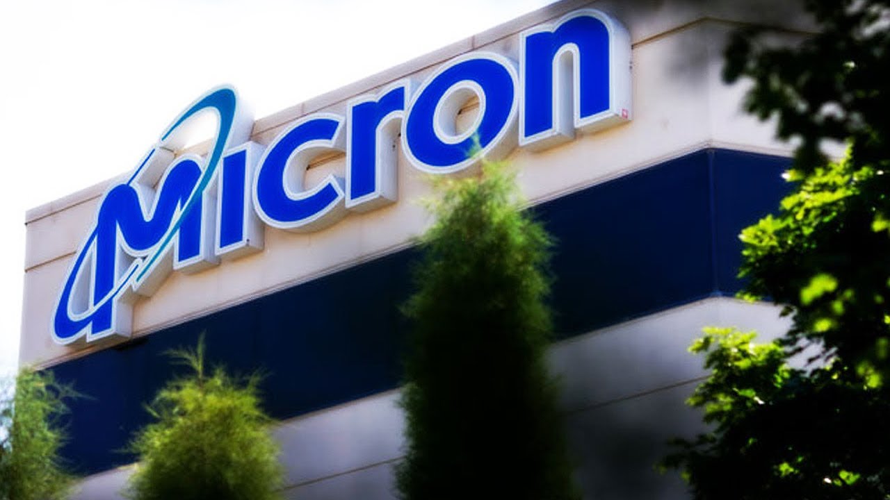 Se observă un deficit de memorie operațională, iar compania Micron intenționează să cheltuiască 1,8 miliarde de dolari pentru producția acesteia. Dar nu pentru dumneavoastră.