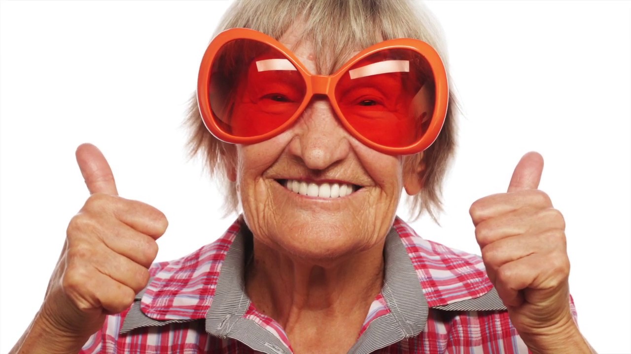 „Prejudecățile îi determină pe oameni să considere persoanele în vârstă ca fiind dependente și pasive, ceea ce nu corespunde realității”.