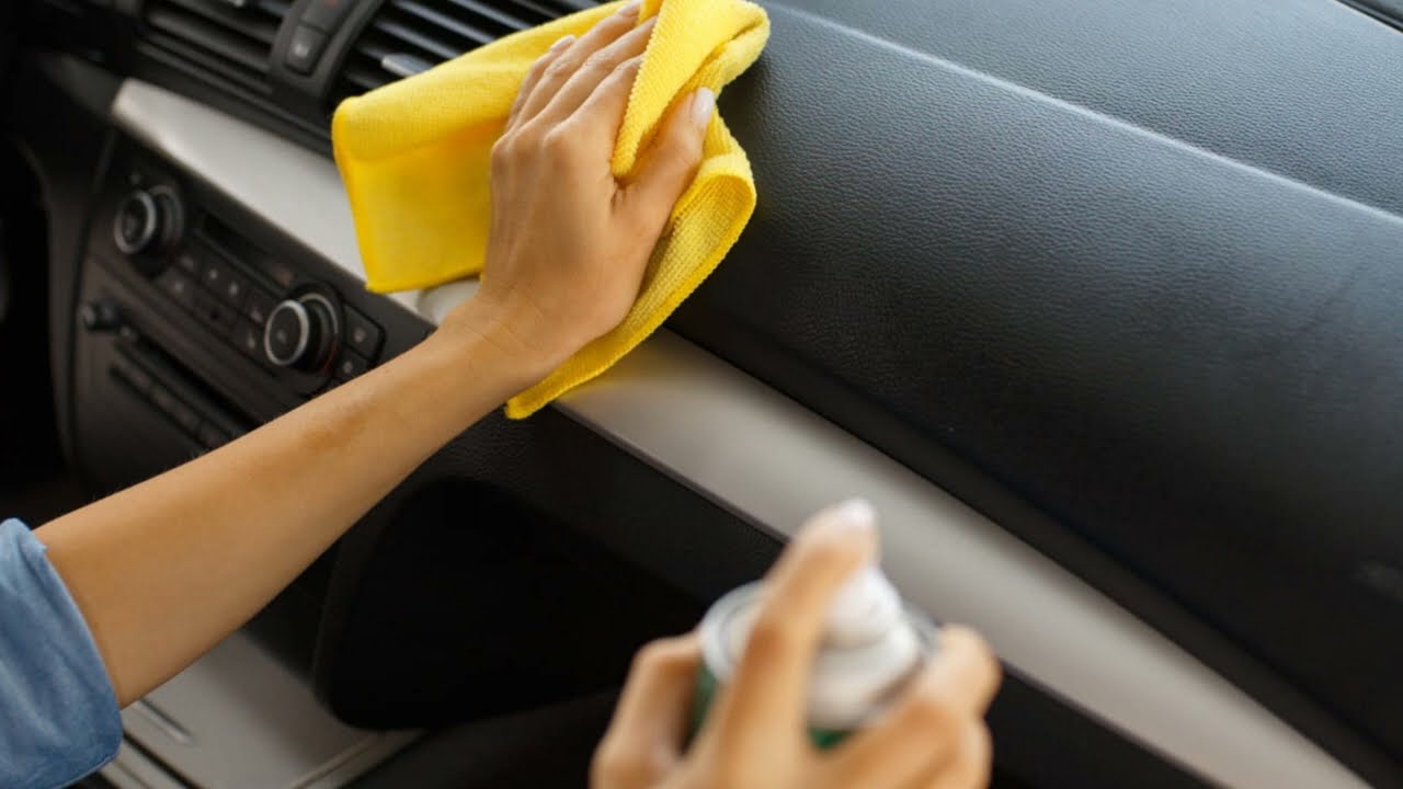 Utilizarea oțetului în mașină: când este util și pentru ce este recomandat.