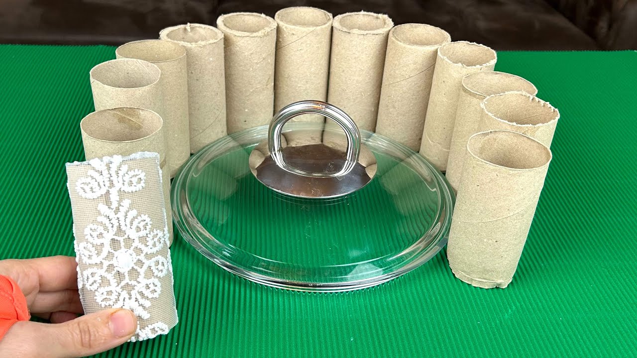 Reciclare: Păstrați tuburile goale de carton de la hârtia igienică și transformați-le într-un decor original pentru masa dvs.