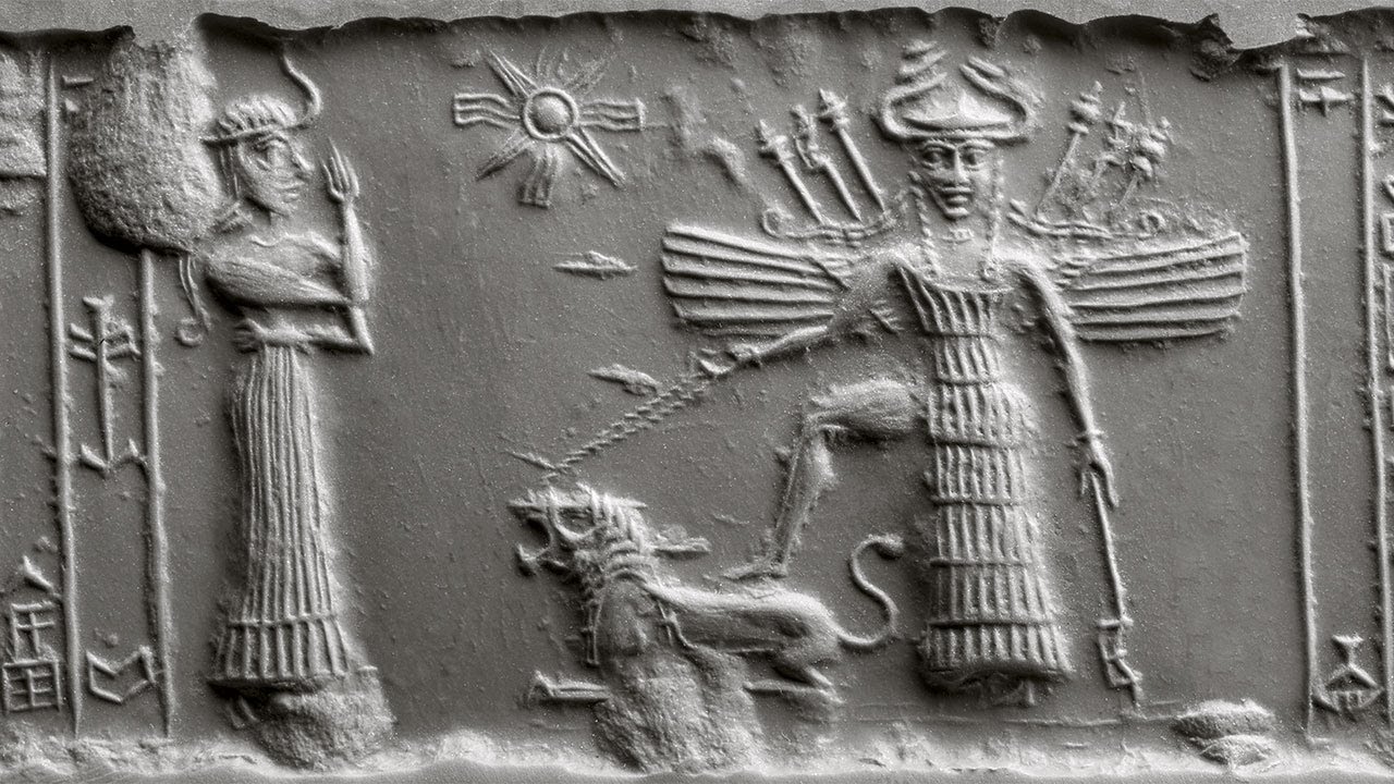 Monumentul arheologic Amos și legătura sa cu Mesopotamia: a fost descoperită o podoabă din argint cu imaginea zeiței mesopotamiene Ishtar.