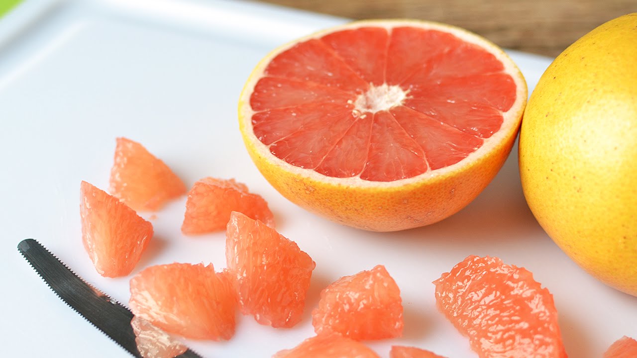 Cum să pui o felie de grapefruit în cuptorul oprit: de ce este necesar și când trebuie făcut acest lucru.