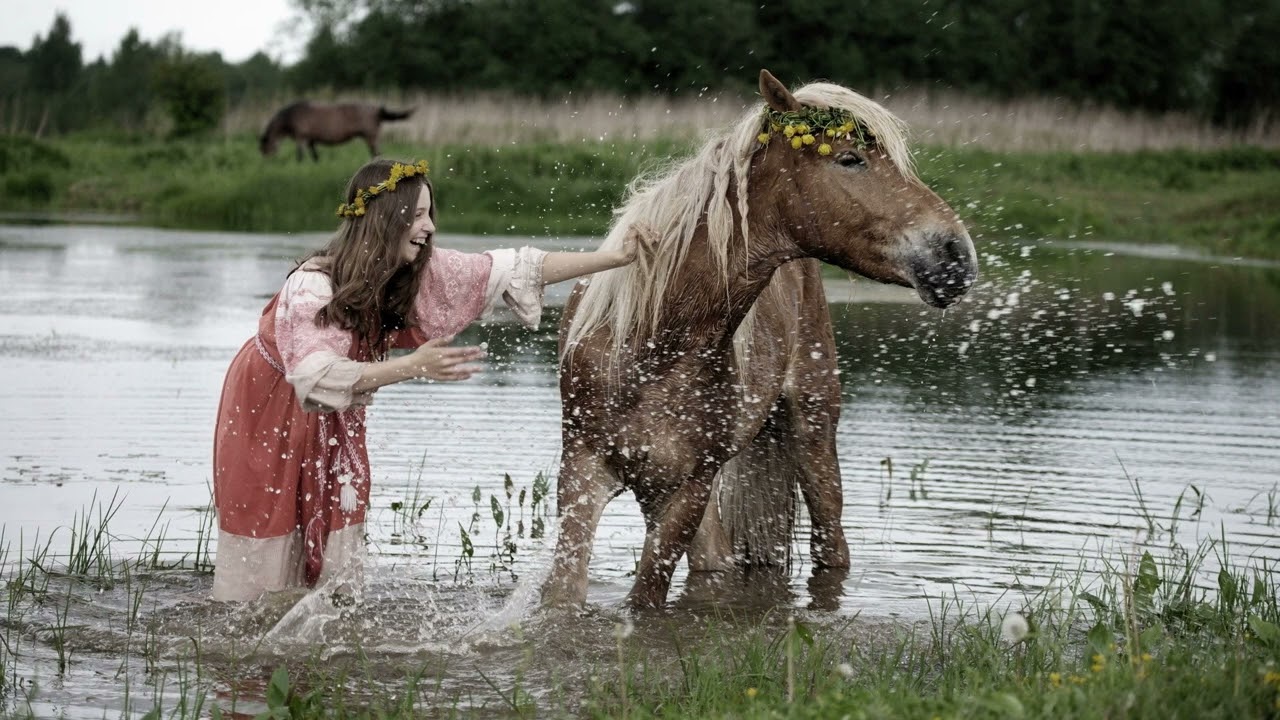 De ce nu se poate călări pe cal lângă râu?