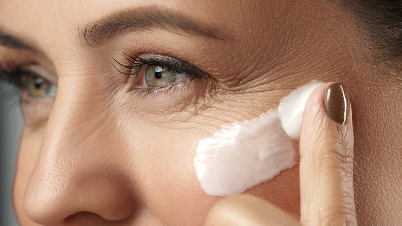 Un superprodus recomandat de dermatologi pentru combaterea ridurilor.