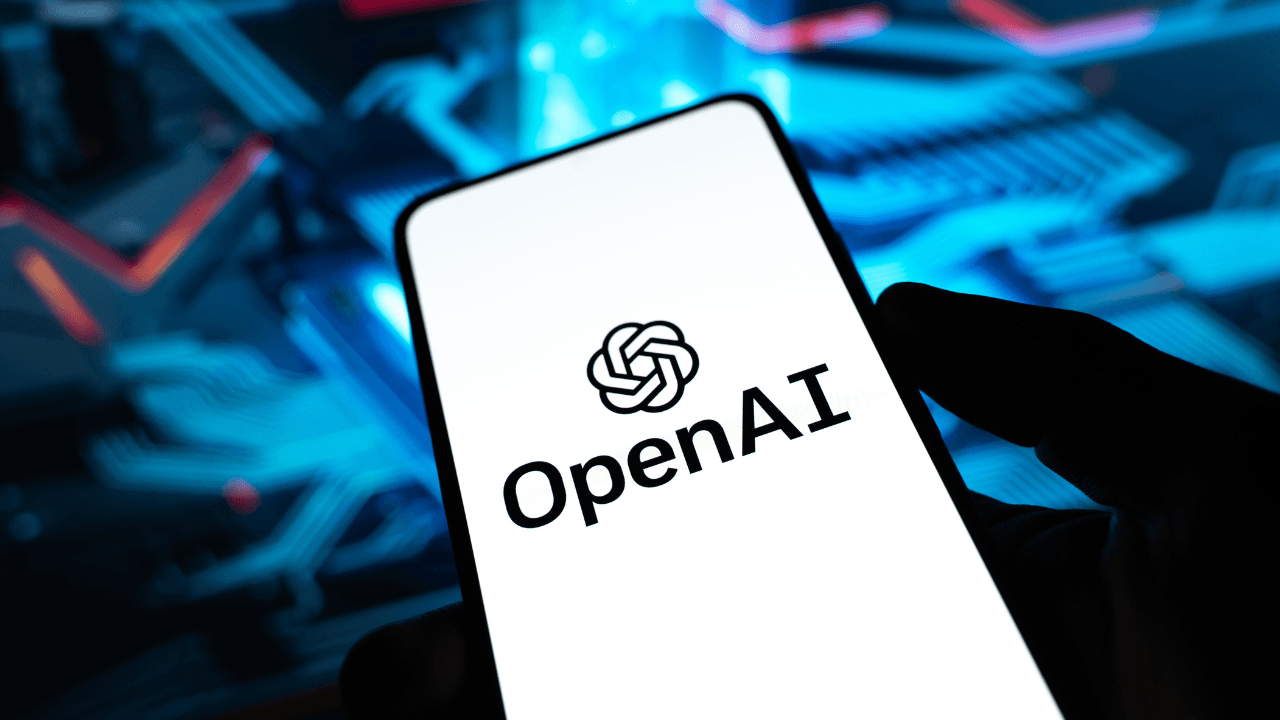 OpenAI va începe să plaseze reclame pe ChatGPT. Știm deja cine va trece primul test.
